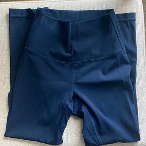 Lululemon Navy Blue High-Waisted Cropped Leggings